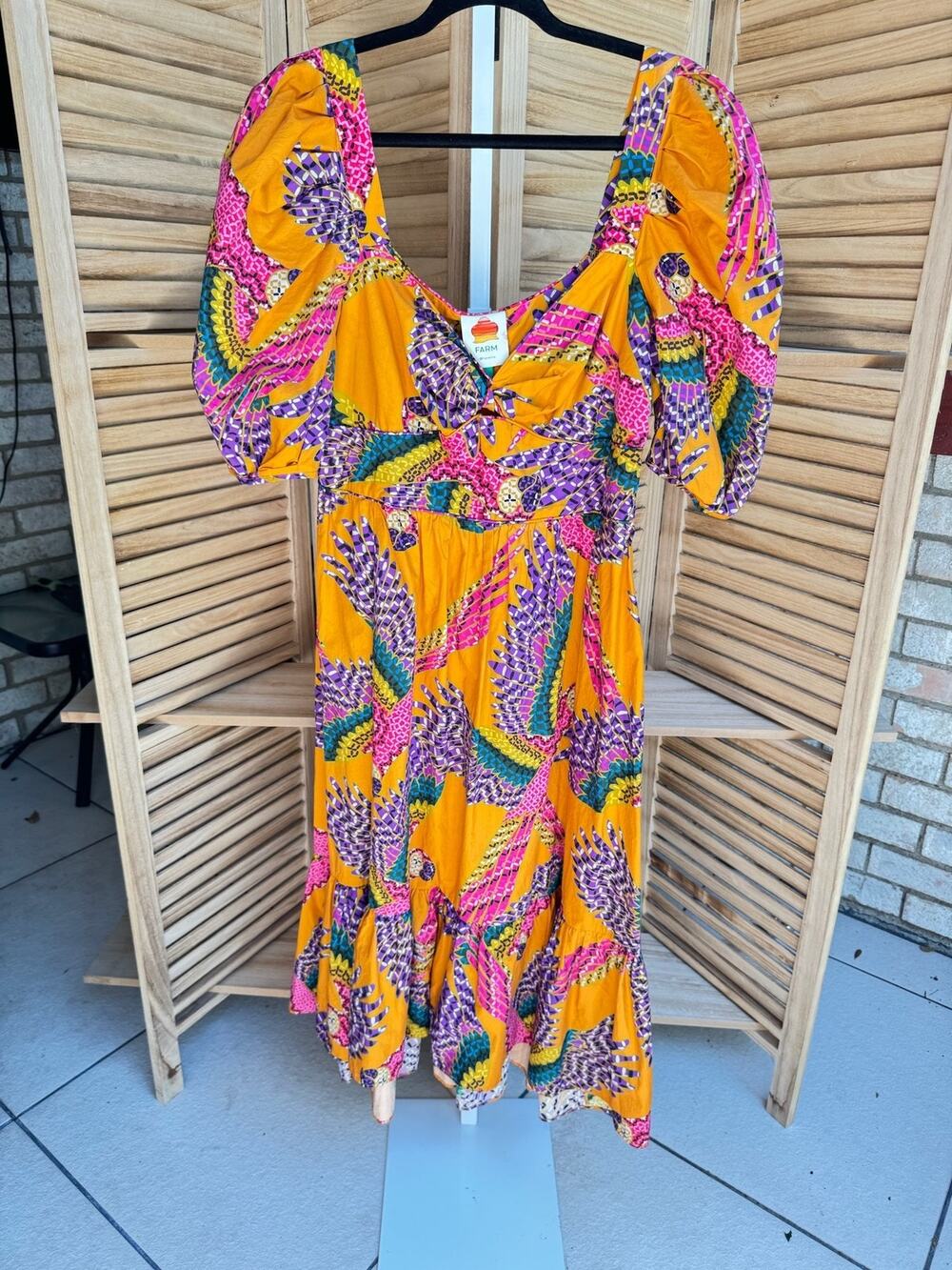 FARM Rio Macaws Yellow Pink Purple Printed Puff-Sleeve Midi Maxi Dress